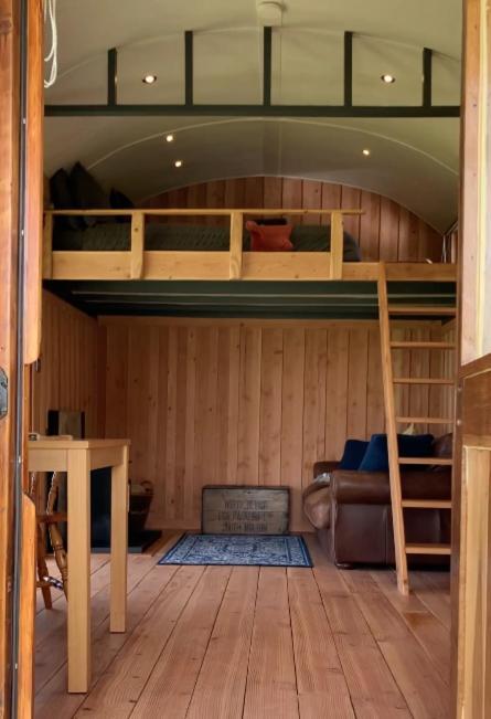 Shepherds Hut In A Private Meadow With Sea Views Hartland Ngoại thất bức ảnh